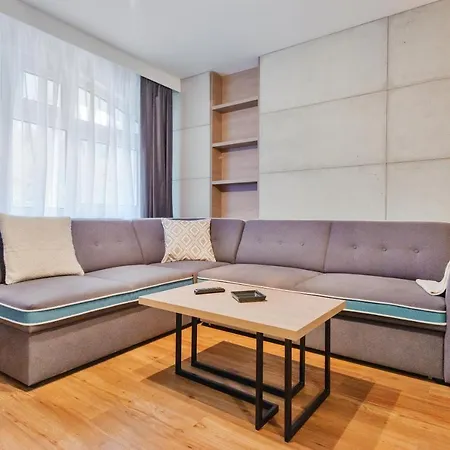 Centrum - Plaza, Sun & Snow