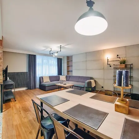 Centrum - Plaza, Sun & Snow *