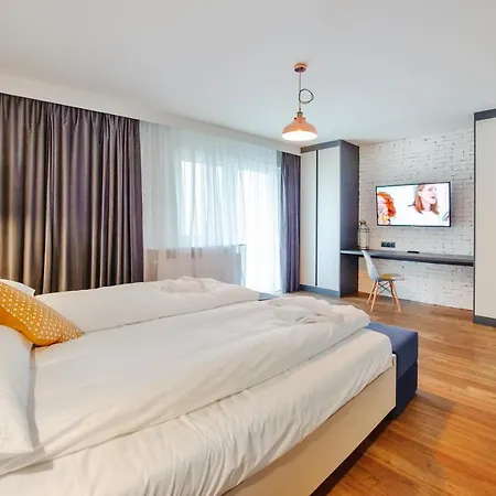 Centrum - Plaza, Sun & Snow Сопот