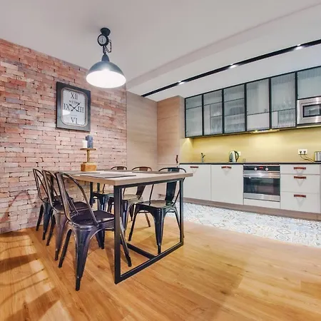 Centrum - Plaza, Sun & Snow * Сопот