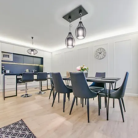 Sun & Snow, Centrum - Plaza Apartman